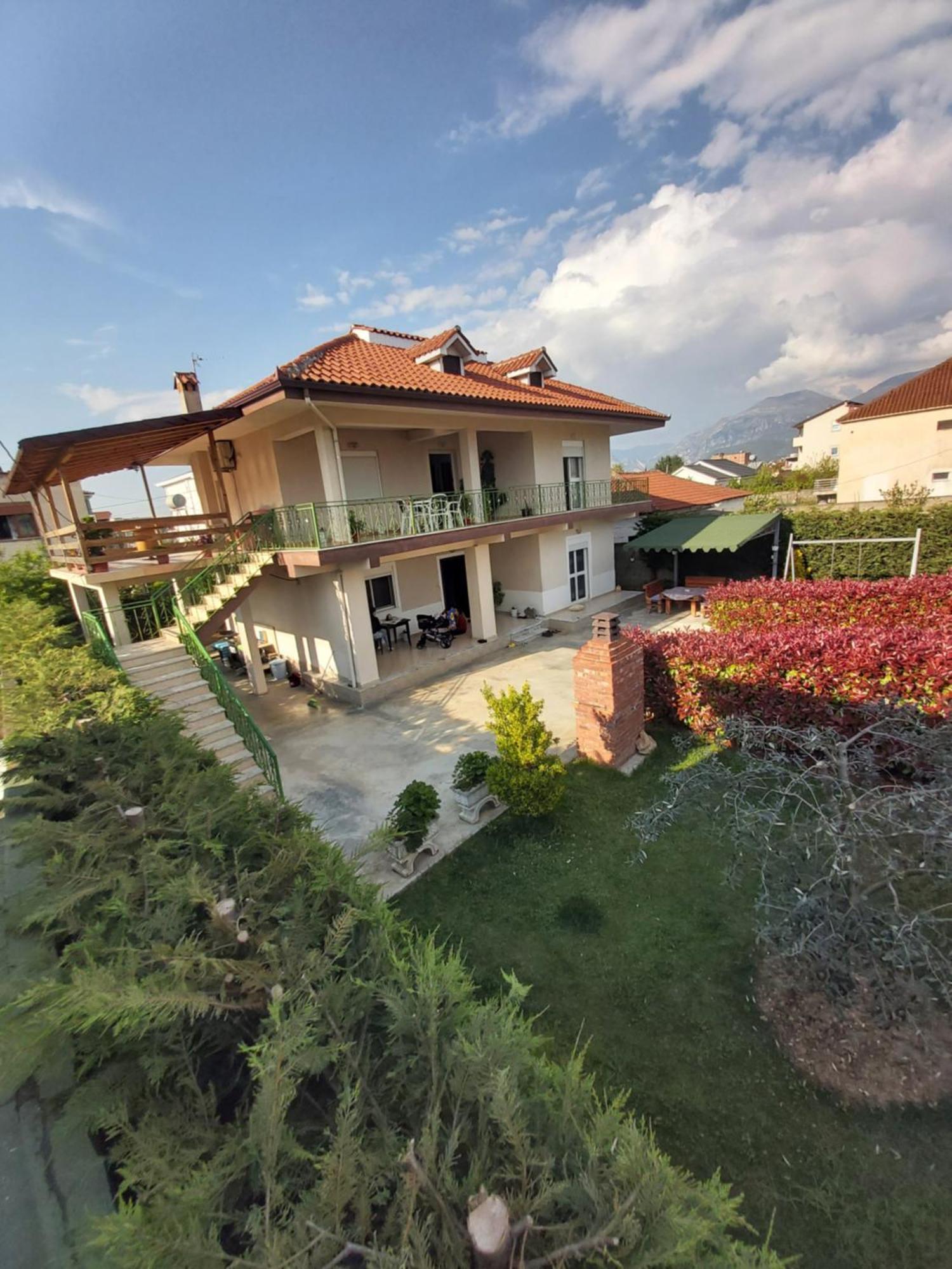 Villa Çerpja Kamez Exterior foto
